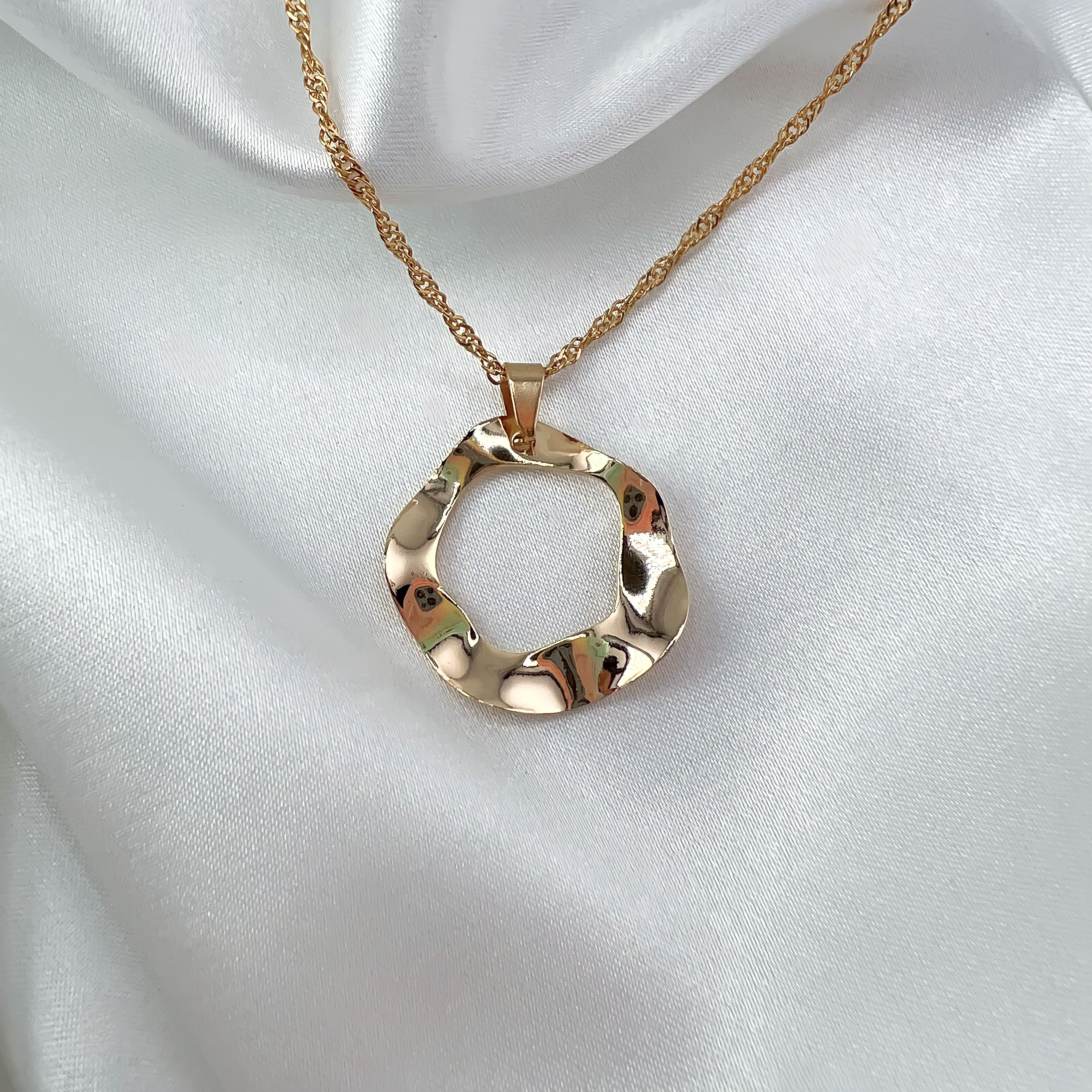 Circles Necklace