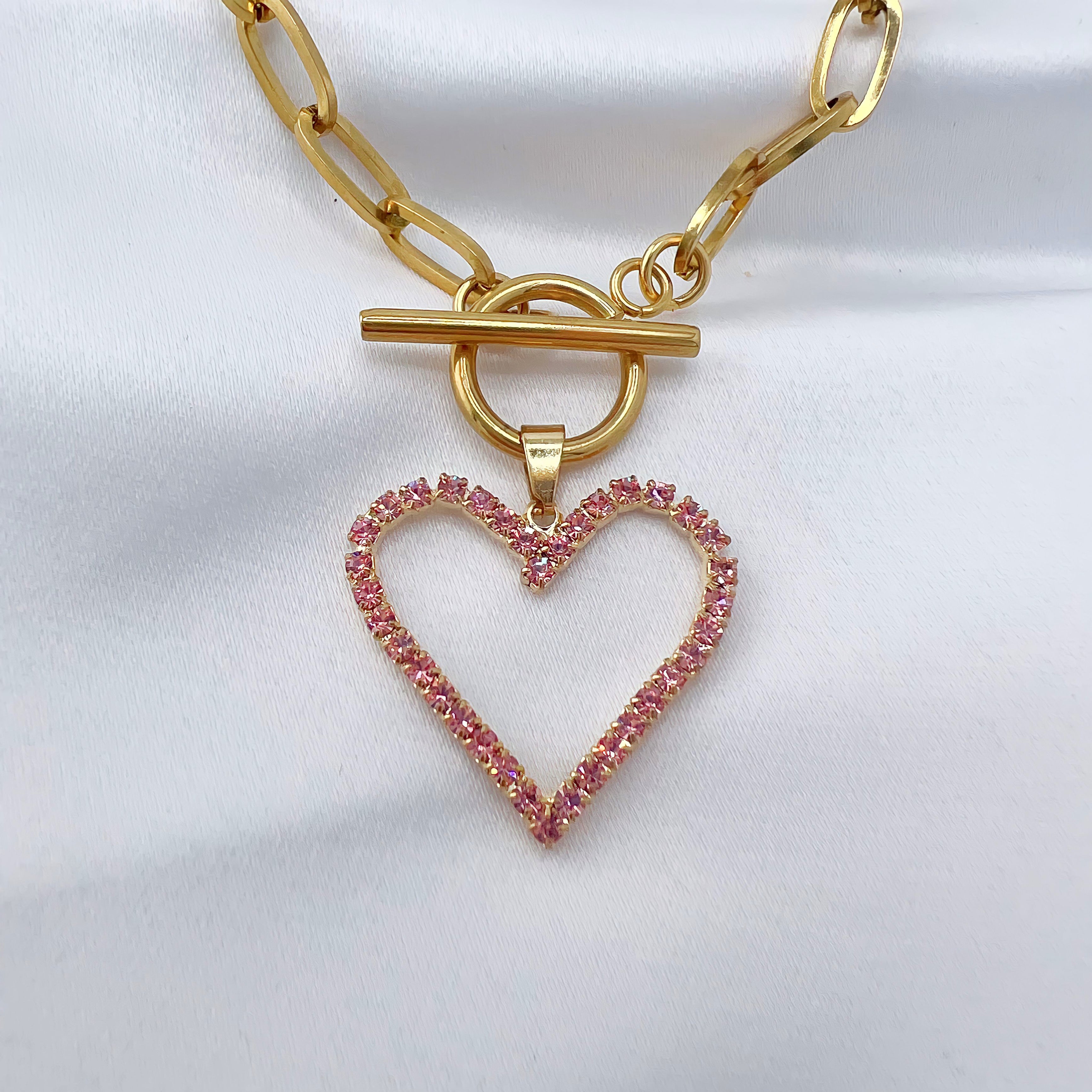 Barbii World Necklace