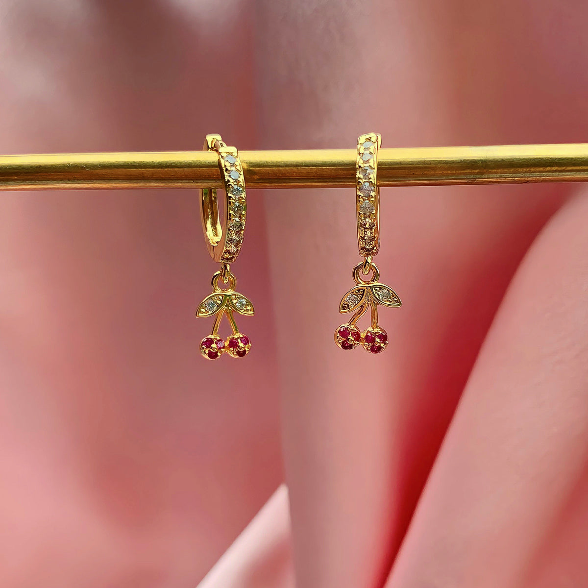 Sweet Cherriez Earrings