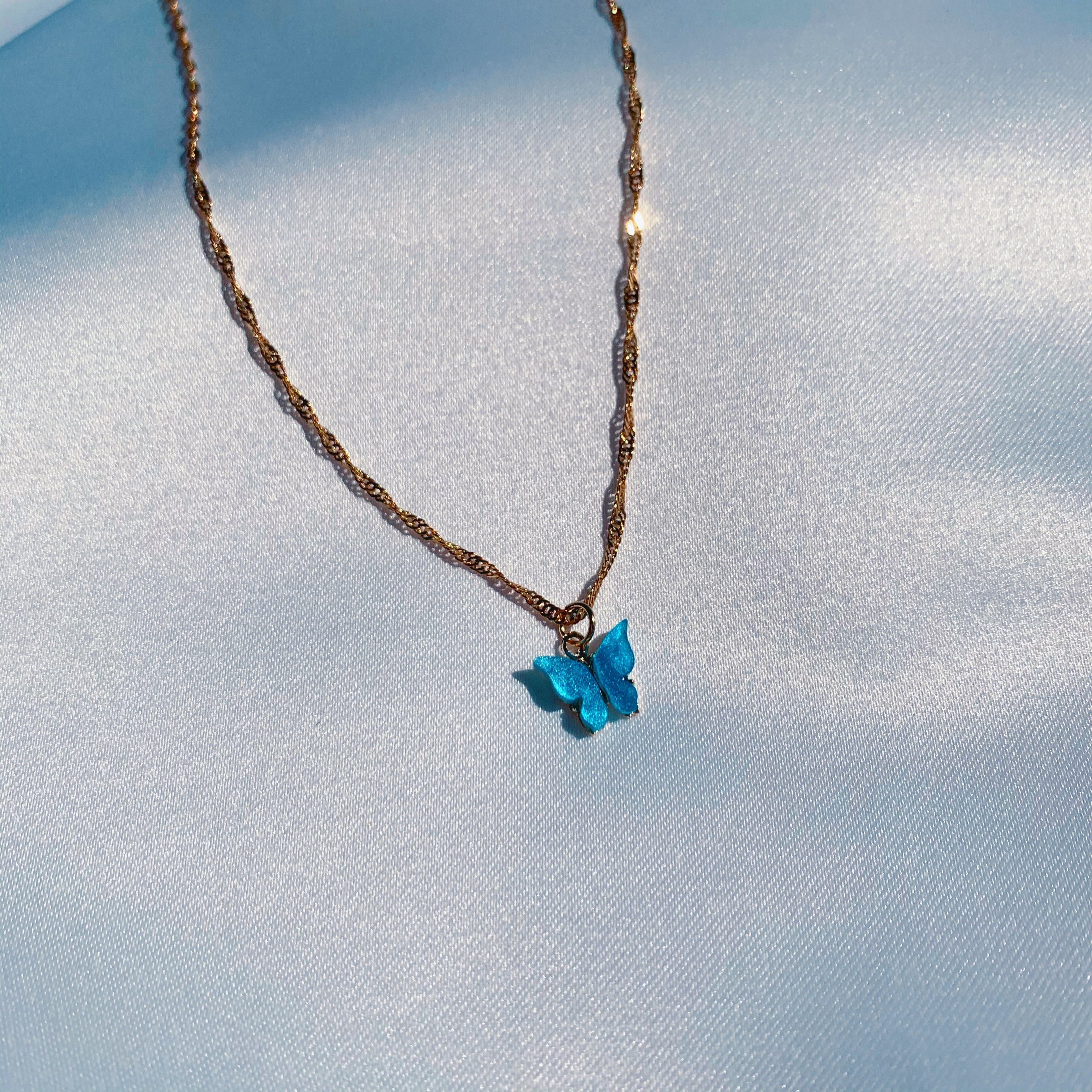 Aqua Girl Necklace (4465880137794)