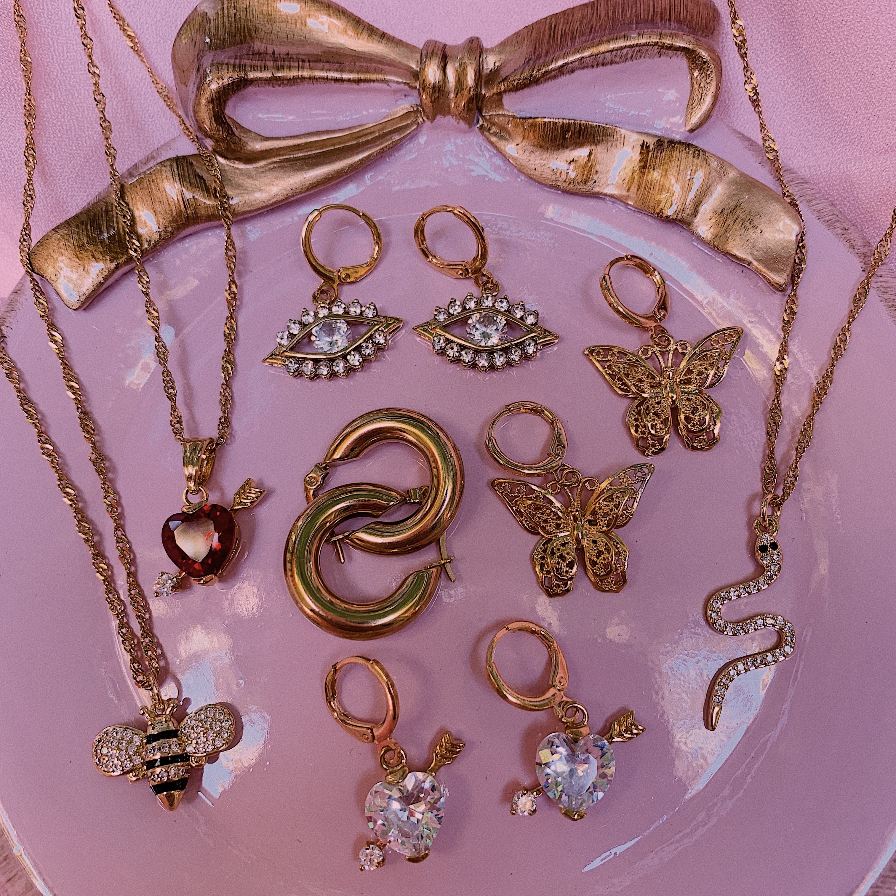 Kween Bee (1949652713538)