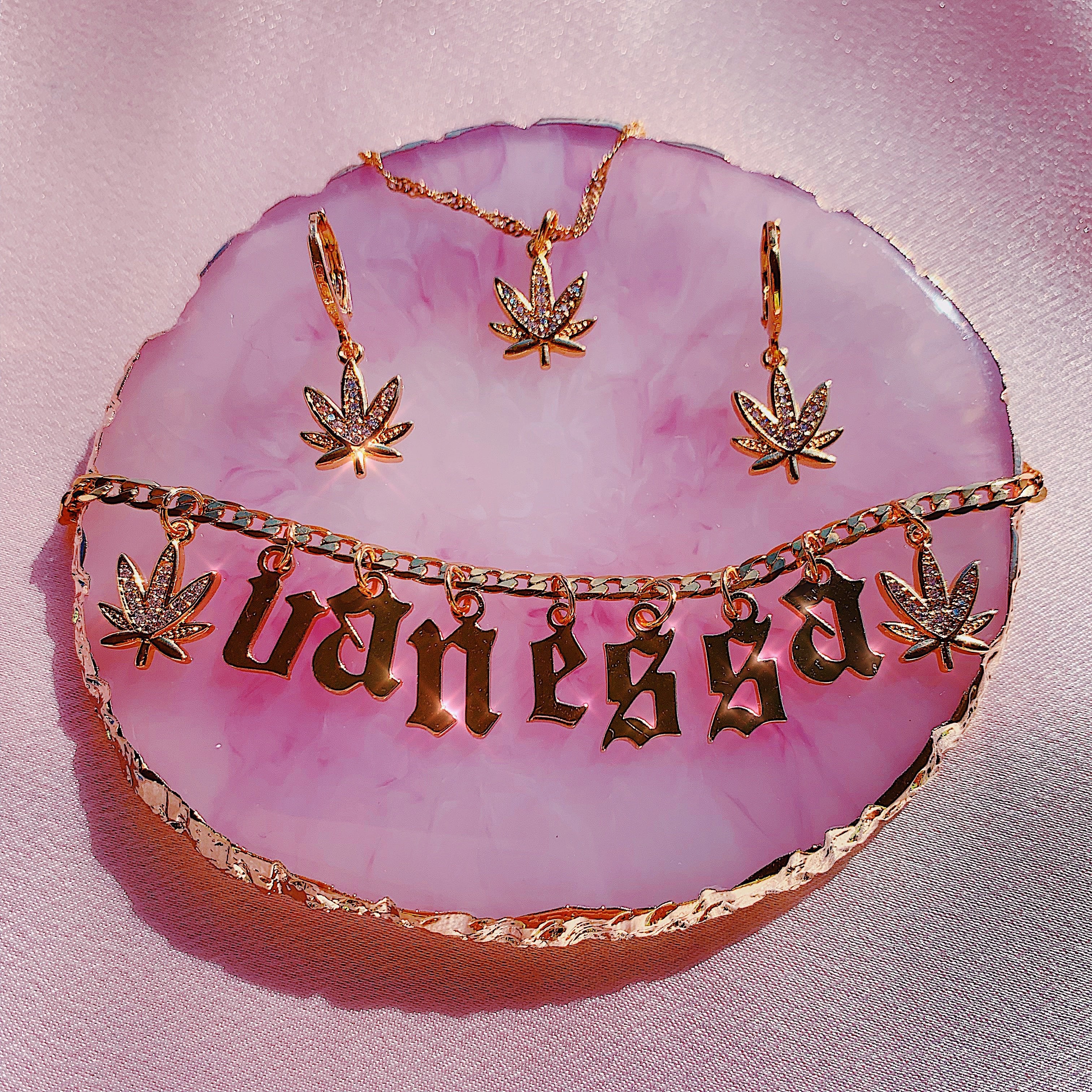 Kush Custom Necklace (4411070283842)